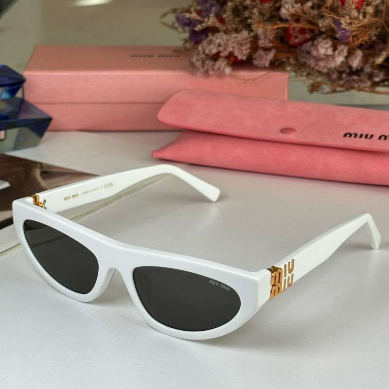 Picture of MiuMiu Sunglasses _SKUfw55589778fw